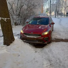 Kia Cerato 2020 года, VIN XWEFC416BKC002347. Осмотр по предварительной договоренности по телефону 8(911)372-00-12 или электронной почте pskovpravozashchitnik@mail.ru.