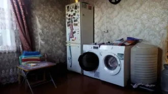 Доля жилого дома 70.7 кв.м Забайкальский край 1/4 доля дома в Чите 1/4 доля дома в Чите 1/4 доли в праве общей долевой собственности на жилой дом, кадастровый (условный) номер: 75:32:040734:734, адрес (местонахождение): Забайкальский край, г. Чита, ул. Аэродромная, д. 49, площадь 70.7 кв.м.