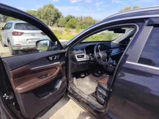 Chery Tiggo 8 Pro 2021 года, 185,6 лс, 140000 км, АКПП. Марка и(или) модель: CHERY TIGGO8 PRO Год выпуска: 2021 Идентификационный номер (VIN): LVTDB21B5MD326042 Цвет кузова (кабины): Черный Рабочий объем (см3): 1598 Мощность (л.с./кВт.): 185,6 Экологический класс: пятый Тип транспортного средства…