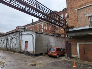 Нежилые помещения 167,8 и 304,4 кв. м, Московская область, Орехово-Зуево. Помещение нежилое, наименование: часть здания (помещения № 82 (лит. A10), помещения № 86-88, 88а, 89, 90, 90а, 90б, 90в, 91 (лит A8)), площадь 167,8 кв. м, этаж № 01, кадастровый номер: 50:47:0040901:456, инвентарный номер…