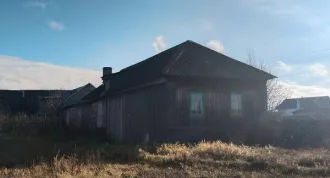 Земельный участок 1658 кв.м с двумя нежилыми зданиями, Марий Эл. Земельный участок, категория земель - земли населенных пунктов, площадь - 1 658 кв. м, кадастровый номер 12:12:4701024:20, вид разрешенного использования - деловое управление, местоположение установлено относительно ориентира…