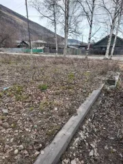 Земельный участок 548 кв. м, Иркутская область, 38:24:100010:26. Местоположение установлено относительно ориентира, расположенного в границах участка. Почтовый адрес ориентира: Иркутская обл., р-н Мамско-Чуйский, пгт. Мама, ул. Комсомольская, 44. Виды разрешенного использования: магазин и складские…