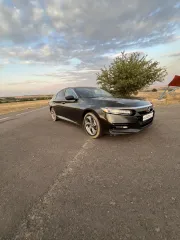 Honda Accord 2018, легковой автомобиль HONDA ACCORD, VIN: 1HGCV1650JA510129, 2018 г.в., номер кузова (кабины): 1HGCV1650JA510129, цвет кузова (кабины): КОРИЧНЕВЫЙ, мощность: 192 л.с. (сколы по кузову, лобовом стекле, на бампере царапины).