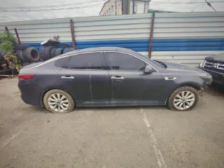 KIA Optima 2017 Легковой автомобиль марки: KIA, модели: Optima, год выпуска: 2017г., идентификационный номер (VIN): 5XXGU4L3XHG158033 С лотом №1 можно ознакомиться по месту его нахождения: г. Екатеринбург, ул. Восточная, 7Г, предварительно согласовав время с Финансовым управляющим по тел…