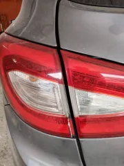 Hyundai ix35 2014 года, VIN TMAJU81EDEJ565022, госномер Н398МР15. Автомобиль не на ходу, находится в разобранном состоянии, неисправны АКПП и ДВС. Транспортное средство в залоге.