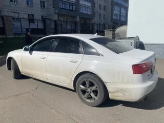 Audi A6, 2012 Транспортное средство Ауди А6, 2012 г.в., г/н В111ТЕ35, vin WAUZZZ4G6DN071587 1 Штука (шт) Марка: Ауди Модель: А6 Вид транспорта: Легковой автомобиль Год выпуска: 2012 VIN номер: WAUZZZ4G6DN071587 Назначение: pryamie