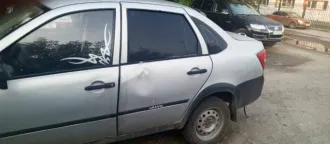 Lada Granta 2014 года, 87 л.с., пробег 144 000 км. Двигатель бензиновый 1.6 л (1596 см³), механическая КПП. Состояние удовлетворительное. Местонахождение: Архангельская область, п. Лойга. VIN: XTA219060EY095703.