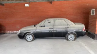 Lada Priora 217050, 2015 года выпуска, цвет черный, идентификационный номер (VIN) XTA217050F0514783, государственный номер К142КО95, номер кузова XTA217050F0514783, номер двигателя 3434207, рабочий объем двигателя - 1596 куб. см, мощность двигателя - 78 кВт/106.1 л.с, свидетельство о регистрации ТС…