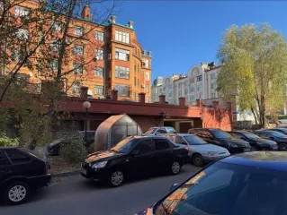 Нежилое помещение, площадь 166,9 кв.м, кад.№ 16:50:010322:637, этаж цокольный, 
Адрес: г. Казань, ул. Бехтерева, д.9а, пом.1012