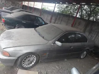 BMW 520i, госномер M 246 OO RSO, годные остатки.