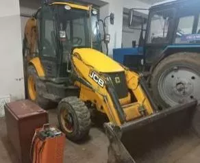 Экскаватор погрузчик колесный JCB MIDI CX 4, Год выпуска 2012, Регистрационный знак 8244ВЕ34, VIN JCBMID04T01709004