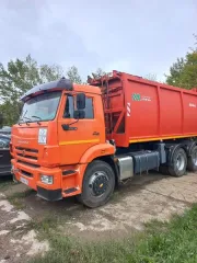 Мусоровоз КАМАЗ КО-440-5 2021 года, VIN: XVL483230M0002217. Шасси (рама) № ХТС651155L1434940, кузов № 431140L2570240. Цвет кабины оранжевый.