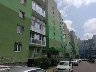 Квартира, состоящая из 3 (Трёх) комнат общей площадью 85,1 кв.м., расположенная на 8 этаже 9-этажного дома, по адресу: Краснодарский край, городской округ город-курорт Сочи, Хостинский внутригородской район города Сочи, с. Раздольное, ул. Тепличная, д. 71, к. 4, кв. 32, кадастровый номер…
