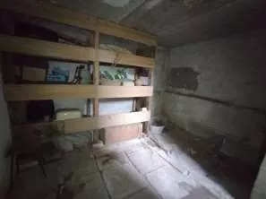 Гараж. Здание, назначение: нежилое. Площадь: общая 41,3 кв.м. Адрес: Республика Калмыкия, г Элиста, мкр 10, ГСК "Северный-5", гараж 32.