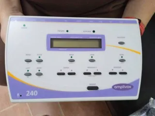 Аудиометр диагностический Amplivox 240. Модель: Аудиометр диагностический Amplivox 240. Производитель: Amplivox Ltd, 6 Oasis Park, Eynsham, Oxfordshire, OX29 4TP United Kingdom. Серийный номер 33256. Дата отгрузки 14.02.2022.