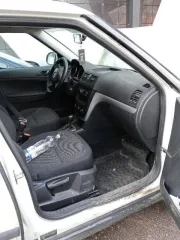 Skoda Yeti 2014 года, 105 л.с., АКПП. VIN: XW8JF25L9FH701314, госномер: К381МА53.