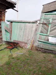 Земельный участок, площадь 4000 кв.м., адрес: Россия, Иркутская область, Черемховский район, д. Средняя, уч. 27, кадастровый номер: 38:20:130201:9. Жилой дом, площадь 74.6 кв.м., назначение: Жилое, адрес: Россия, Иркутская область, Черемховский район, д. Средняя, дом 27, кадастровый номер…
