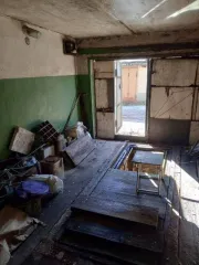 Гараж 18,1 кв.м и земельный участок 19 +/- 2 кв.м в Орле. Адрес: Россия, Орловская область, г. Орел, пер. Левоовражный, д. 1А, ПГК "Лада", линия Б, гараж №249. Кадастровый номер участка: 57:25:0030756:525, кадастровый номер помещения: 57:25:0030756:1337. Находится в совместной собственности…