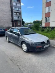 Легковой автомобиль Mitsubishi Carisma 2002 года, серый цвет. VIN: XMCSNDA2A3F014955, ПТС: 77 TE 985557, госномер: К550УР82. Произведен в Финляндии, разрешенная максимальная масса 1745 кг, масса без нагрузки 1230 кг.