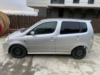 Daihatsu YRV 2000 автомобиль VIN M211G001701 серебристый