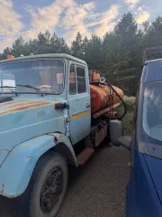 ЗИЛ 433362 1997 года выпуска, номер кузова 2585, номер рамы 3434013, госномер Т186ОН16. Объём двигателя 6000 куб. см, мощность 150 л. с. Ключи и документы отсутствуют, работоспособность не проверялась. Набережные Челны.