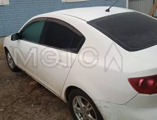Автомобиль Mazda Axela, 2004 г.в., ГРЗ № К815КХ30, кузов № BK5P107123, двигатель № ZY 249359, СТС 99 45 290325 от 08.04.2023, ПТС 30 HP 762117 от 15.10.20163, цвет белый. Сведения о техническом состоянии: со слов должника   б/у, не работает кондиционер, требуется замена бампера, стекло на передней…