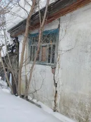 Жилой дом 77,1 кв.м и земельный участок 1500 кв.м, Чувашская Республика Жилой дом, площадью 77,1 кв.м, 1964 года постройки, с кадастровым номером 21:12:123204:287, с земельным участком под ним площадью 1500 кв.м. с кадастровым номером 21:12:122001:37, категория земель: земли населенных пунктов…