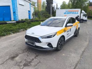Автомобиль марки/модели ДЖАК/JAC J7, VIN: MX1J7AGGXPK058790, год выпуска 2023, цвет автомобиля: БЕЛЫЙ   пробег уточнять при осмотре. Данное имущество находится в залоге у АО «Кредит Европа Банк  Россия »