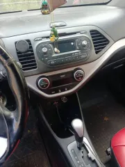 Kia Picanto 2014 года, 85 л.с., пробег 250000 км, АКПП. Цвет желтый. VIN: KNABX512BFT865552. ПТС: 78УУ345761. Госномер: У259ВР750. Двигатель №: EP080855, мощность 85 л.с. (63 кВт), объем 1248 куб.см. Кузов №: KNABX512BFT865552. Разрешенная максимальная масса 1370 кг, масса без нагрузки 990 кг.