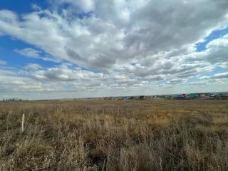 Доля земельного участка 1415 кв.м. Респ Башкортостан 1/5 доля в праве общей долевой собственности на земельный участок площадью 1415 +/- 13 кв.м. для малоэтажной жилой застройки. Категория земель: земли населенных пунктов. Адрес: Россия, Респ Башкортостан, р-н Хайбуллинский, с/с Акъярский, с Акъяр…