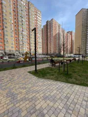 Квартира 62,4 кв.м, Краснодар, ул. Домбайская, 62,4 кв.м, 2 комн. двухкомнатная квартира, площадь 62,4 кв.м, кадастровый номер 23:43:0142047:61060, расположенная по адресу Краснодар, ул. Домбайская, д. 55, корпус 8, кв. 117, вид собственности: индивидуальная