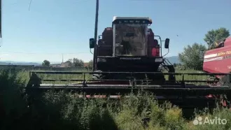 Комбайн зерноуборочный самоходный КЗС-10К, рег. госуд. номер 61 ОН 6906. Место заключения договора о задатке, ознакомления с документами, условиями торгов в рабочие дни с 12-00ч. до 17-00ч. по адресу: г. Ростов-на-Дону, ул. Обороны, д.49, офис 309, предварительно уведомив о намерении по телефону +7…