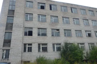 Здание (механические мастерские производственной базы) площадью 902,3 м2, назначение: нежилое, кадастровый номер 29:28:110270:45, местоположение: Архангельская область, г. Северодвинск, проезд Чаячий, д.17; здание (механическая мастерская) площадью 751,4 м2, назначение: нежилое, кадастровый номер…