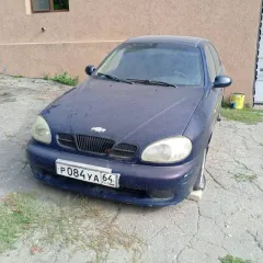 Chevrolet Lanos 2005 года, 86 л.с., пробег 150000 км. Седан, темно-синий цвет. VIN: Y6DTF69Y060009185. Двигатель бензиновый, модель А155М5, объем 1498 см³, мощность 86 л.с. ПТС 39 УЕ 092944, госномер Р084УА64. Изготовитель: ЗАО "ЗАЗ" (Украина). Автомобиль в залоге у ООО МФК "Каранга". Наложен…