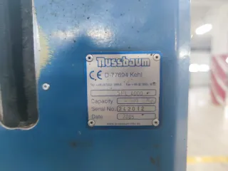 Подъемник 2-х стоечный Nussbaum SPL 4000, 2005 года выпуска, бывший в употреблении. Ознакомление с имуществом производится по адресу: Саратовская область, г. Энгельс, ул. Студенческая, д. 205, с момента публикации сообщения о продаже имущества и до окончания приема заявок по предварительной записи…