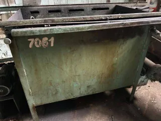 Установка охлаждения масла 1988 года выпуска. Внешне не разукомплектован, возможно отсутствие деталей.