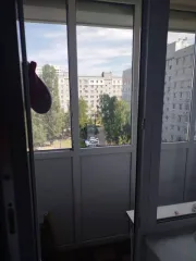 Квартира 2 комнатная с кадастровым номером 52:18:0050165:1506, общей площадью 45,9 кв.м. расположенная на 6 этаже многоквартирного жилого 9 этажного дома по адресу: г. Нижний Новгород, Ленинский район, ул. Снежная, д. 25, корп. 1, кв. 203.