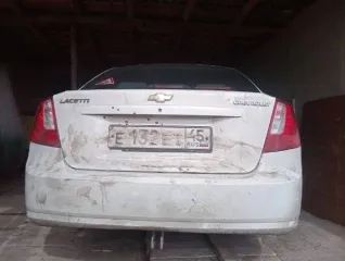 Chevrolet Lacetti, 2009 года, 95 лс, 126000 км Легковой автомобиль, марка: Chevrolet Lacetti (J200), год выпуска: 2009, цвет: белый, VIN: XUUNF197J9C001193, вид права: индивидуальная. У автомобиля не исправны: сцепление, кондиционер, подушки безопасности, АБС. На лобовом стекле трещина около 15 см…