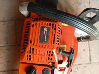 ВАЗ 2106 г/н Р519АХ22, ВАЗ 2121 г/н Н692НВ22, ГАЗ 3110 г/н О943МВ22, ВАЗ 21043 г/н А622РК22, Москвич 21412-01 г/н В857ВУ122, Renault Logan г/н А827ХН, ВАЗ 21093 г/н М926ХТ22, ВАЗ 210930 г/н А863ОМ122, ВАЗ 2121 без г/н, ВАЗ 21213 г/н Е488МТ22, ВАЗ 21102 г/н Т437РТ, ВАЗ 2101 г/н Е250ОК…