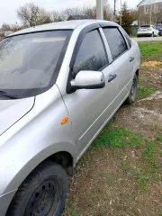 Lada Granta 2015 года выпуска, модель 219060. VIN: ХТА219060FY191881. Цвет – серебристый. Государственный регистрационный знак Е383ВУ 761.