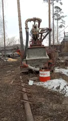 Volvo F7 1983 года выпуска, идентификационный номер YV2L07FC7DA021540, цвет белый. Бетоносмеситель на базе Volvo F7. Транспортное средство не на ходу, работоспособность механизмов отсутствует. Адрес стоянки: Екатеринбург, улица Фронтовых Бригад, 35А.