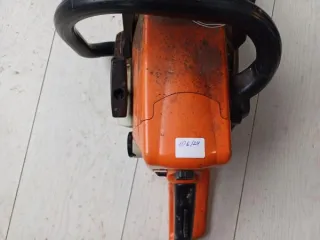 Бензопила Stihl MS-250 (1 шт.) в качестве годных остатков. Имущество не новое, имеет следы эксплуатации и внешних механических воздействий (физический износ 88,8%). Продается в том виде, в каком оно есть, возврату и обмену не подлежит. За скрытые дефекты ответственности не несем.