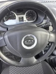 Lada Largus, 2014 Lada Largus, 2014 года, 105 лс, 106919 км, легковой автомобиль, LADA LARGUS KS0U5L, год изготовления: 2014 г.в., VIN: XTAKS0U5LE0820600, вид собственности: личная. При осмотре транспортного средства: небольшая вмятина на заднем бампере, мелкие царапины.