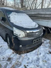 Toyota Noah, государственный номерной знак М105ВС75RUS, серого цвета. Ключи отсутствуют. Транспортное средство не на ходу.