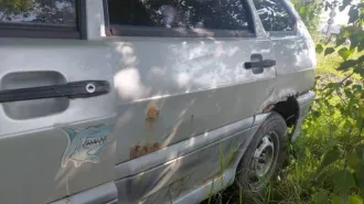 ВАЗ 2114 2006 года, 56.4 л.с., пробег 100000 км. Автомобиль ВАЗ 21140, цвет светло-серебристый металлик, VIN XTA21140064119379. Не заводится, аккумулятор отсутствует.