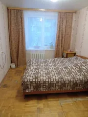 1/5 доля в помещении (3-комнатная квартира), площадь 58.9 кв.м., назначение: жилое, этаж: 4, адрес: Россия, Пермский край, Нытвенский городской округ, город Нытва, проспект Ленина, дом 29, квартира 40, кадастровый номер: 59:26:0611210:411.