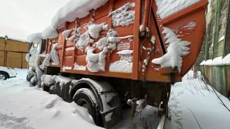 Мусоровоз МКМ3403 на шасси МАЗ-5340В2, в нерабочем состоянии, гос. номер Е935АЕ154.