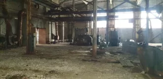 Доля в праве общей долевой собственности (45/100 доли) на нежилое здание «моторный цех» площадью 8934 кв. м., кадастровый номер 43:39:030239:174, расположенное по адресу: Кировская область, Яранский муниципальный р-н, Яранское городское поселение, г. Яранск, ул. Рудницкого, д.52а Доля в праве общей…