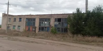 Нежилое здание котельной 561,4 кв.м и земельный участок 607 кв.м, Саратовская область, кадастровый номер 64:20:031601:706, земельный участок, кадастровый номер: 64:20:031601:1045. Нежилое здание котельной, расположенное по адресу: Российская Федерация, Саратовская область, Марксовский район, пос…
