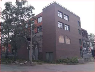 Здание 972,7 кв.м и доля земельного участка, Новосибирск. Нежилые помещения, назначение: нежилые. Этаж: подвал 1, 2, 3. Площадь: общая 972,7 кв.м., адрес: НСО, г. Новосибирск, ул. Б. Хмельницкого 27/1. Кадастровый номер: 54:35:042025:67. 8 076,2/10 000 доли в праве общей долевой собственности на…